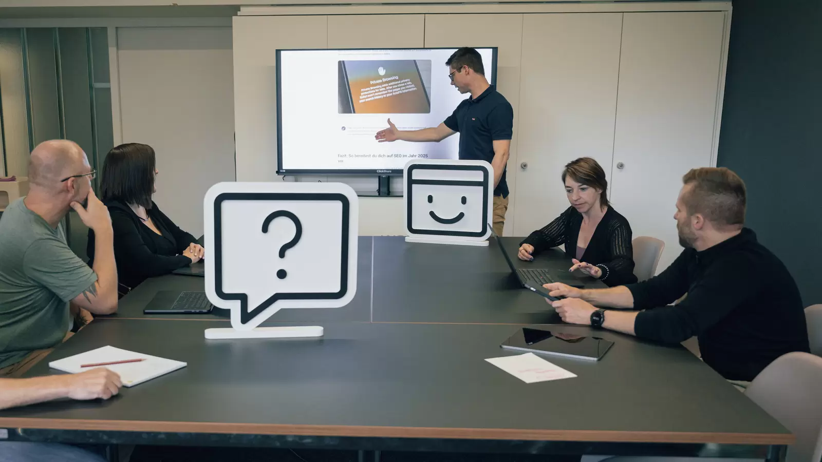 KI für KMU: So nutzt du künstliche Intelligenz, um in 6 Wochen sichtbarer zu werden | zottermedia GmbH KI für KMU: So nutzt du künstliche Intelligenz, um in 6 Wochen sichtbarer zu werden | zottermedia GmbH