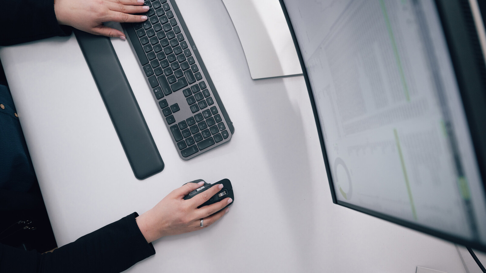SEO Trends 2026 für KMU: Warum viele Websites an Wirkung verlieren und wie du wieder mehr Anfragen gewinnst | zottermedia SEO Trends 2026 für KMU: Warum viele Websites an Wirkung verlieren und wie du wieder mehr Anfragen gewinnst | zottermedia